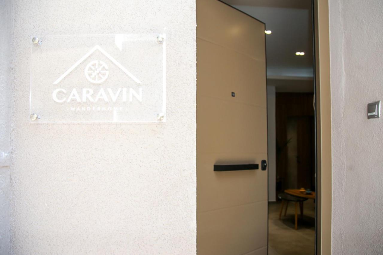 Caravin Wanderhome, 5 Min From Metro Nea Ionia Athene Buitenkant foto