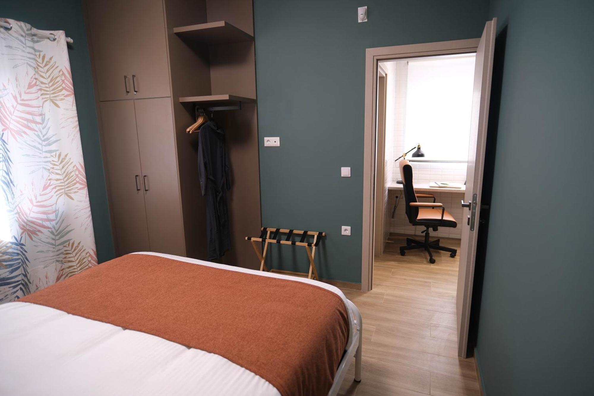 Caravin Wanderhome, 5 Min From Metro Nea Ionia Athene Buitenkant foto